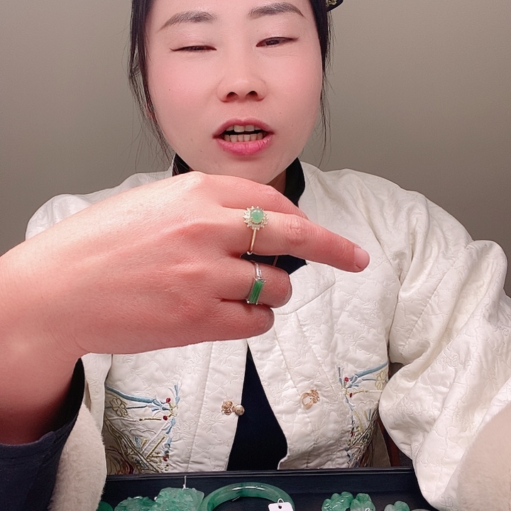 石英质玉戒指银S925镶嵌