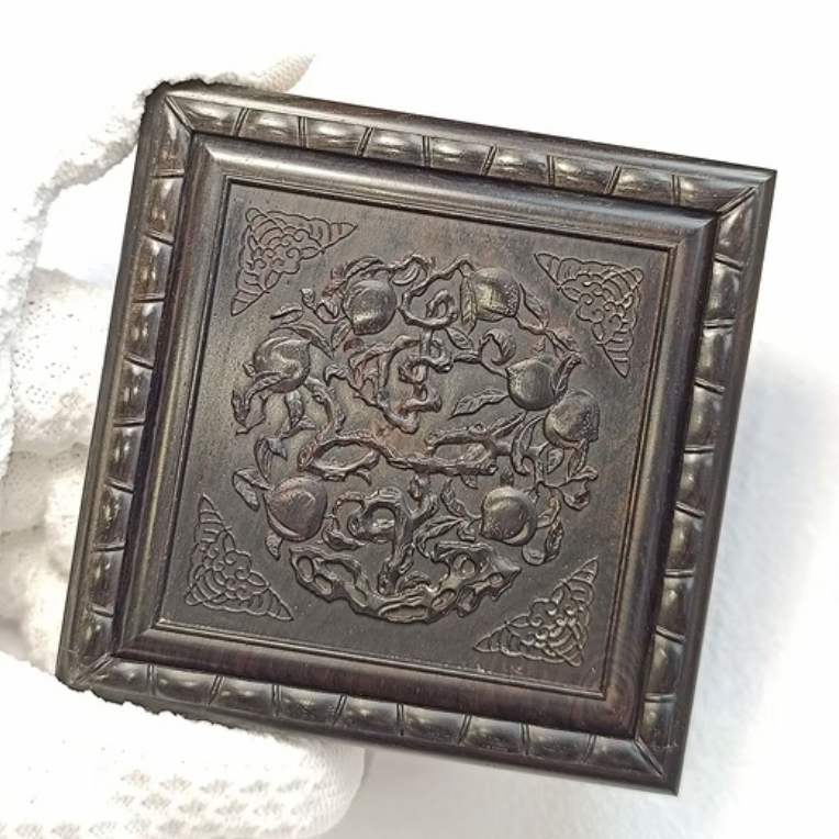 张圣林老乌木大正方黄蛉盒尺寸8.4✘8.4✘2.35厘米 鸣虫 虫具 