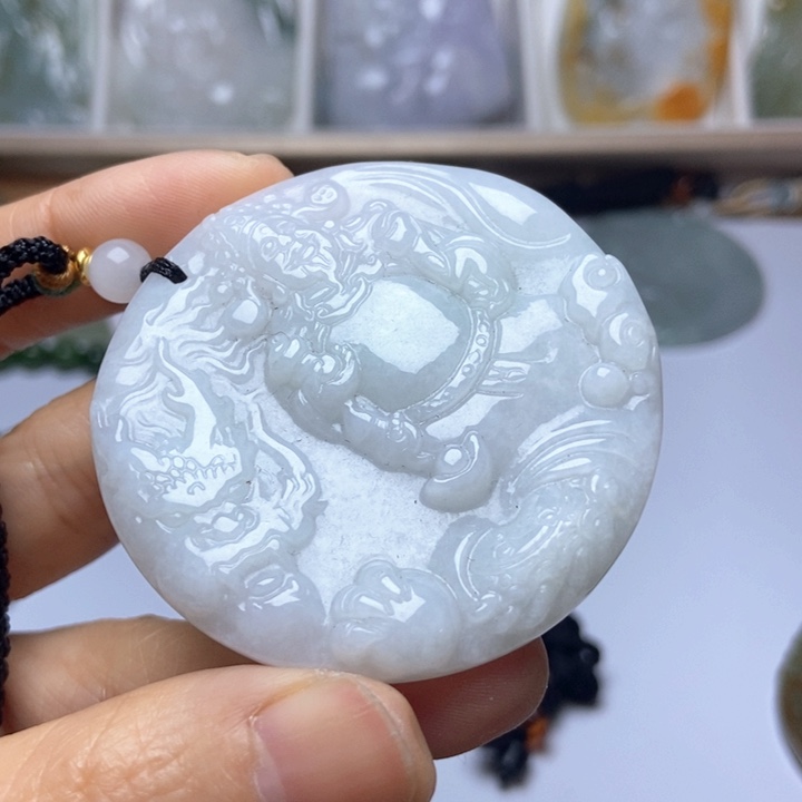 翡翠未镶嵌套链翡翠