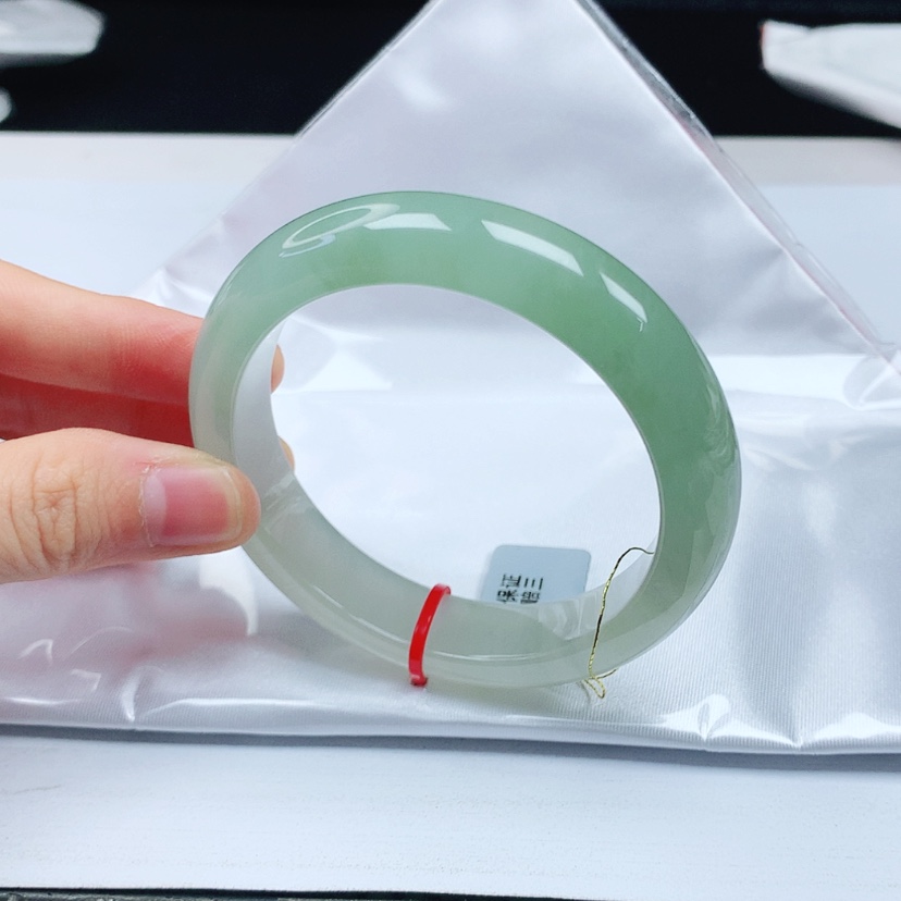 【闪购商品】翡翠手镯未镶嵌天然缅甸a货手镯54+