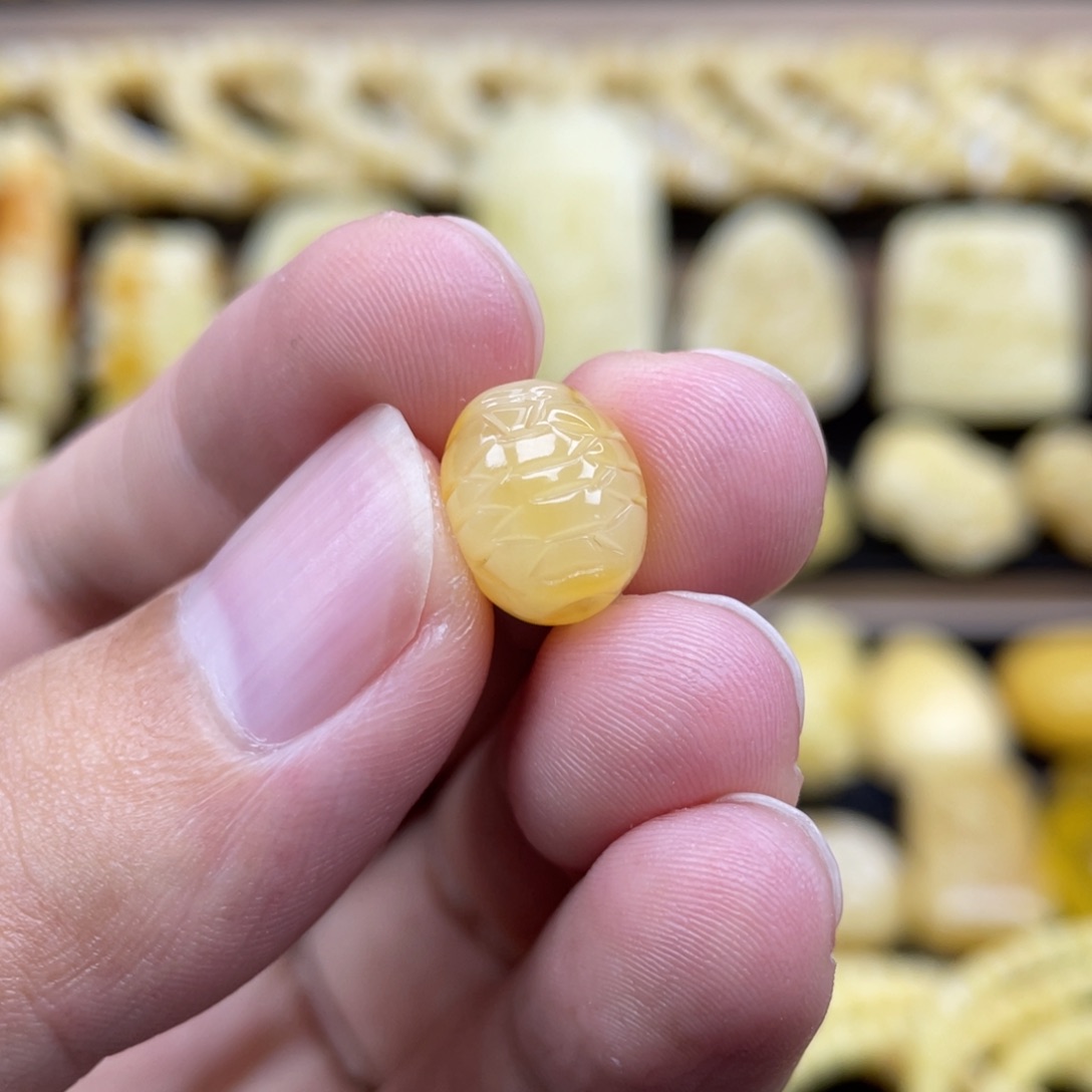 裸石琥珀未镶嵌琥珀蜜蜡