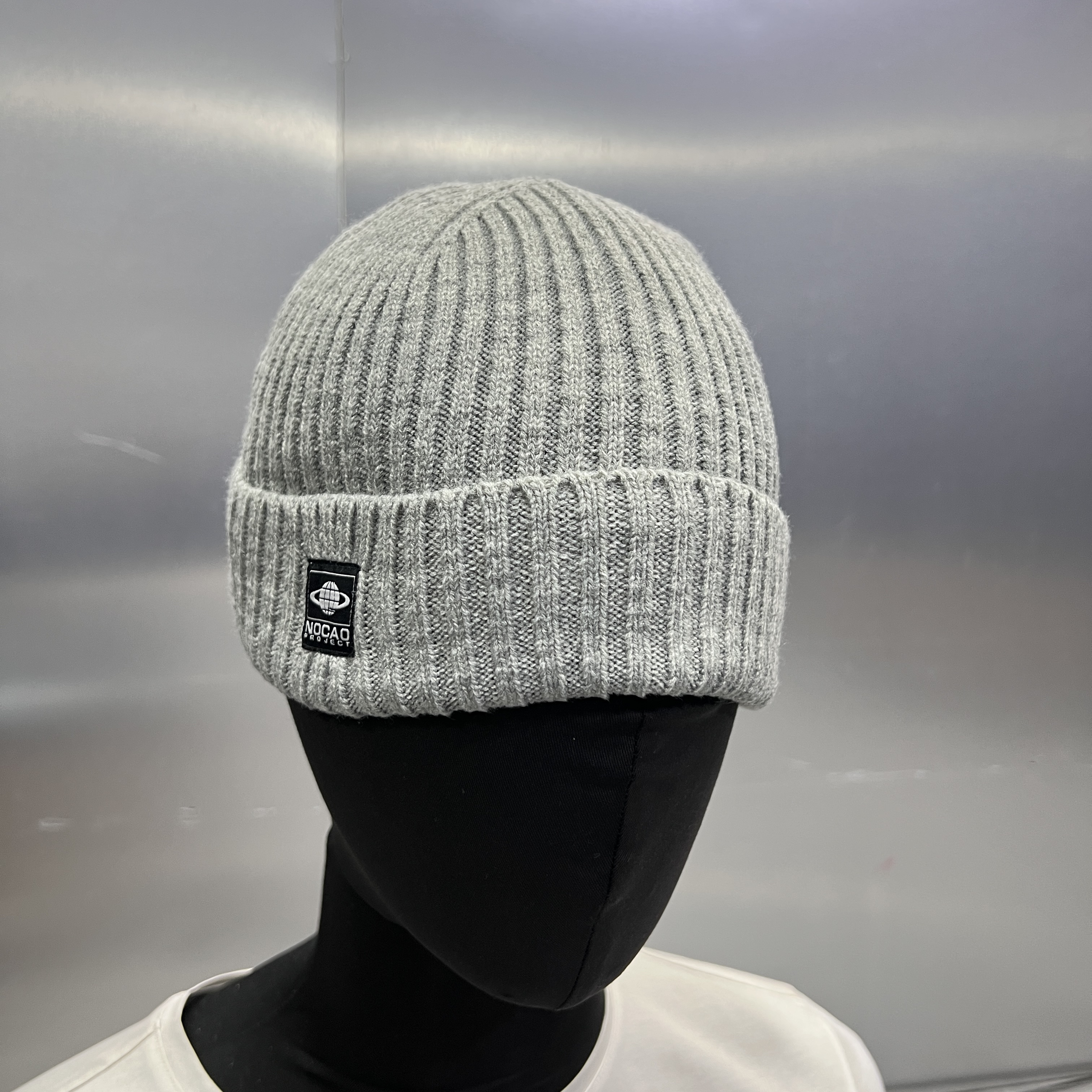 福利区-字母刺绣韩版显脸小秋冬加厚保暖针织冷帽（灰色）