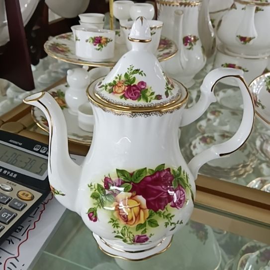 新疆西藏包邮骨质瓷玫瑰手工拍金1000毫升德式壶