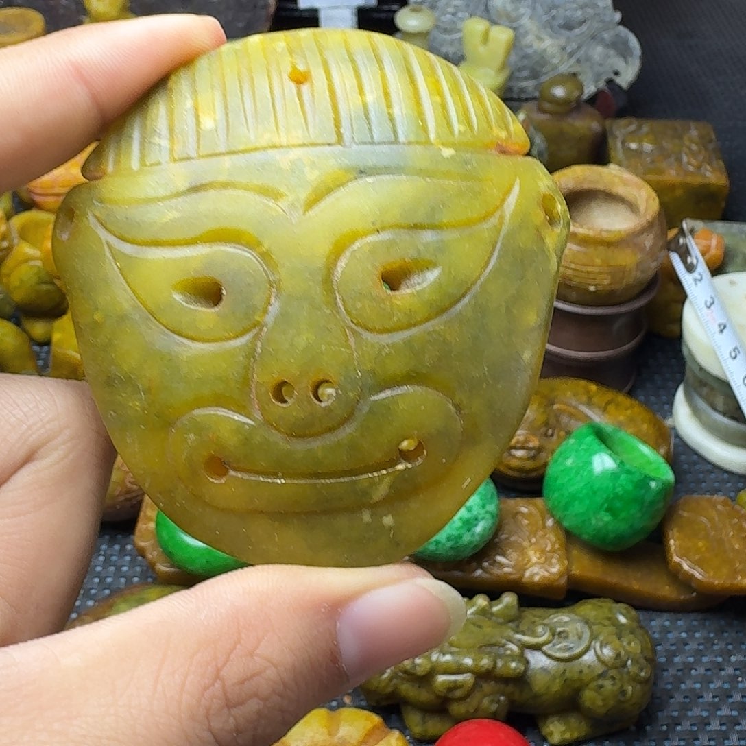 白玉菩提吊坠。。。