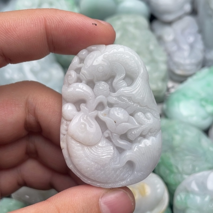 翡翠未镶嵌吊坠(不含链)