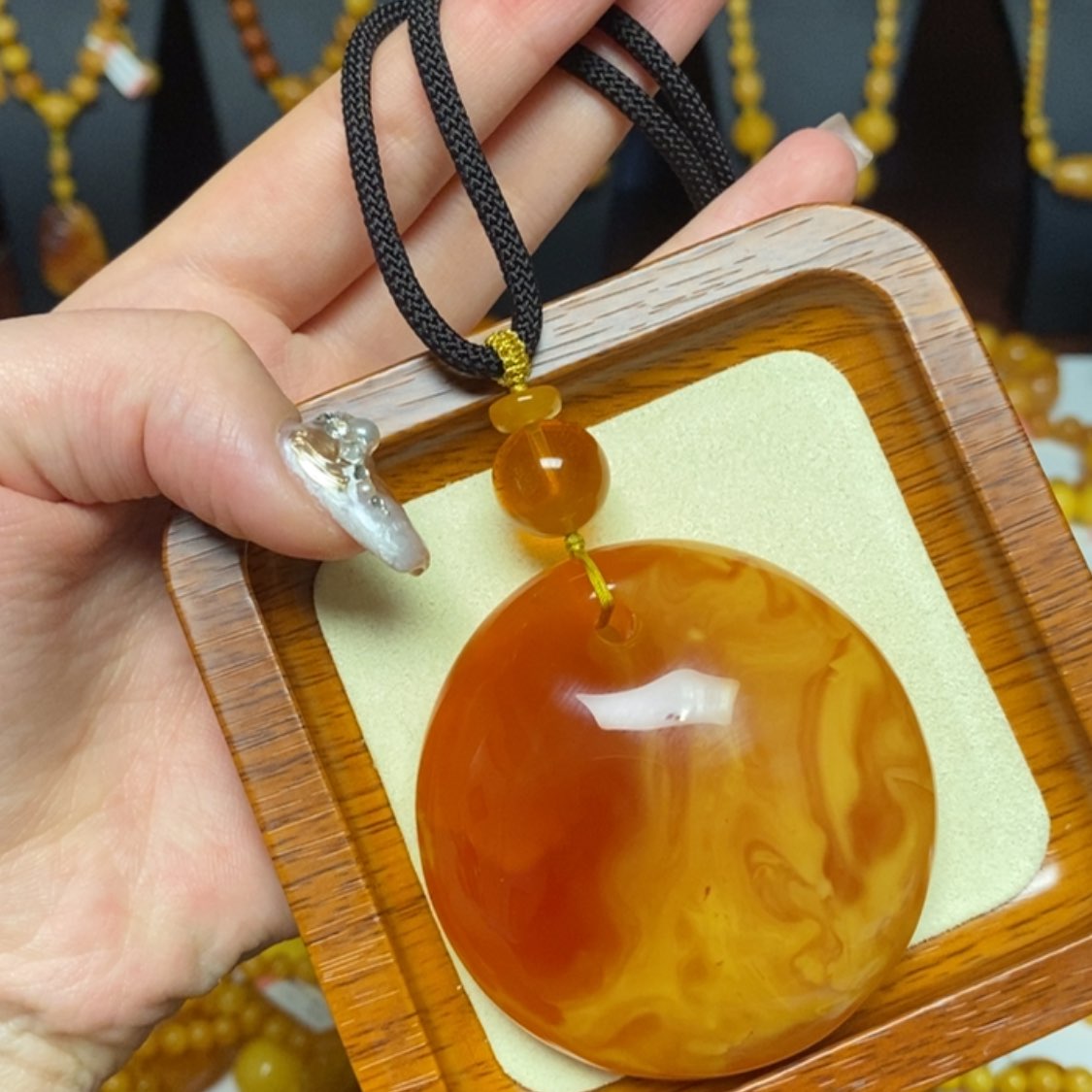 【闪购商品】蜜蜡颈饰未镶嵌项链