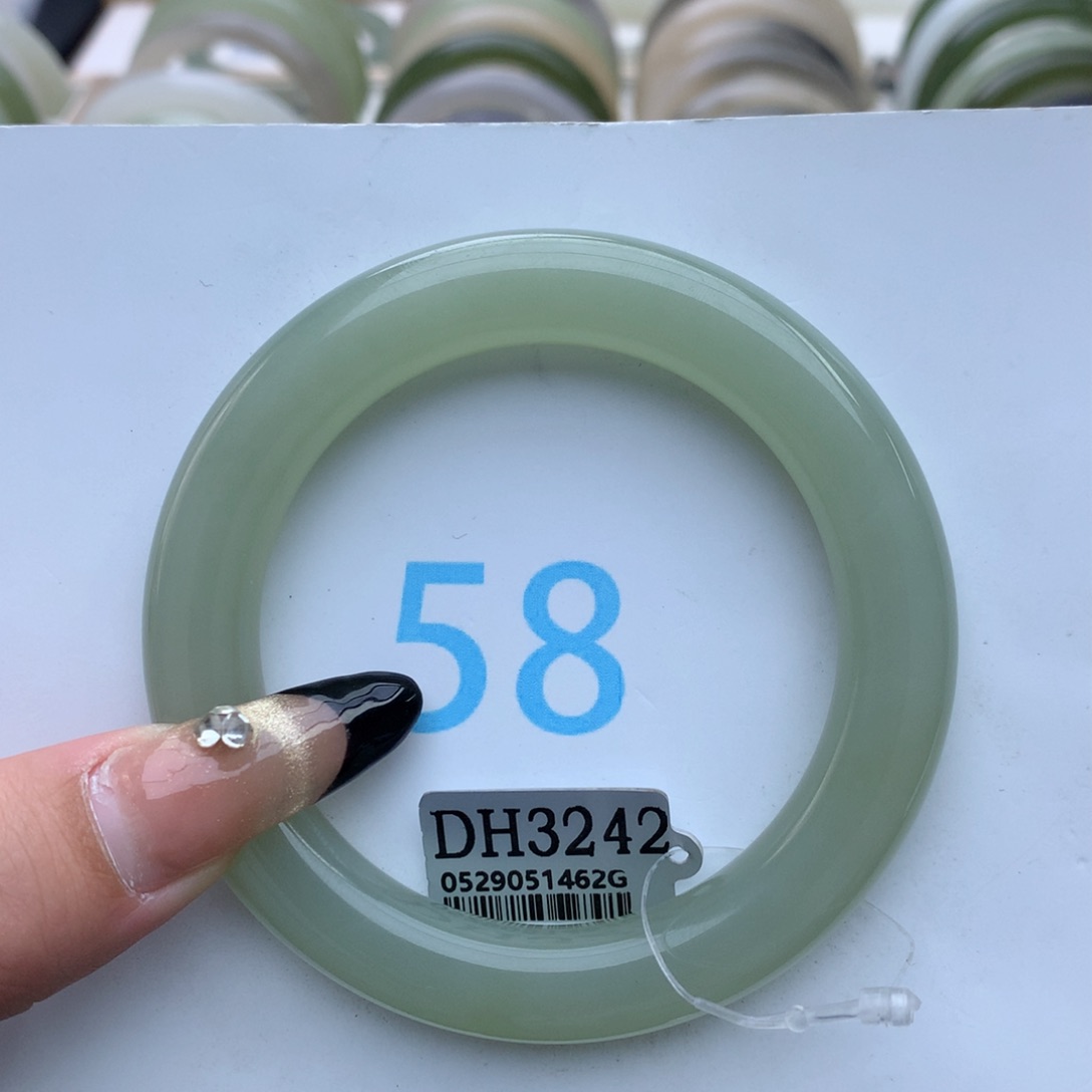 和田玉手镯未镶嵌屿****y