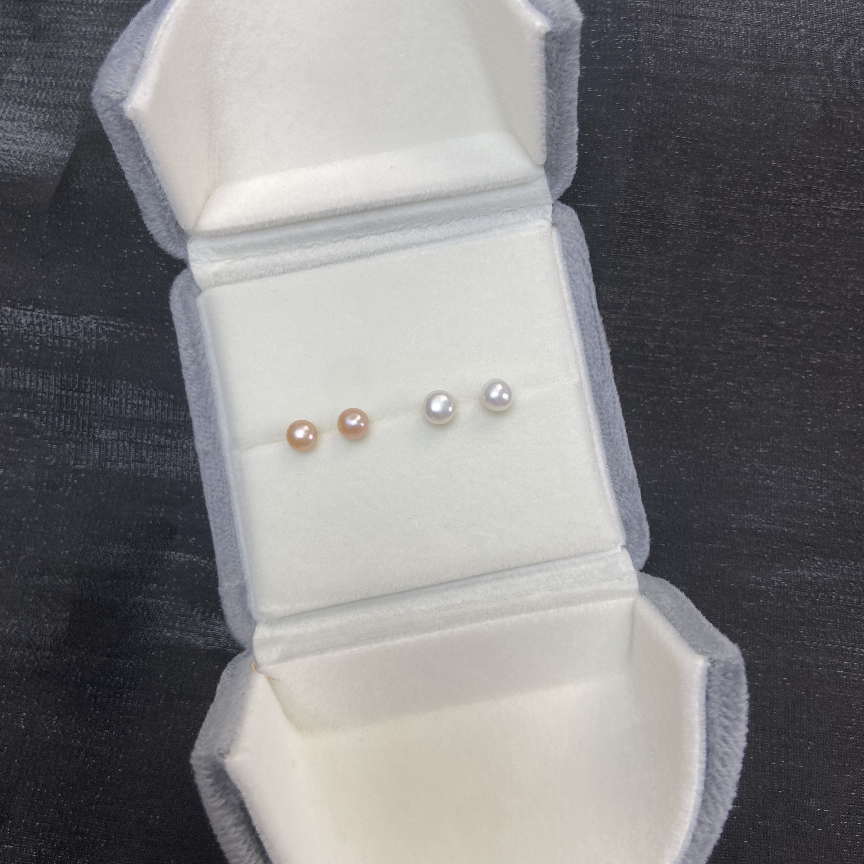 698【拍1发2】迷你珍珠耳钉约5mm 天然淡水馒头珠 可刮粉  