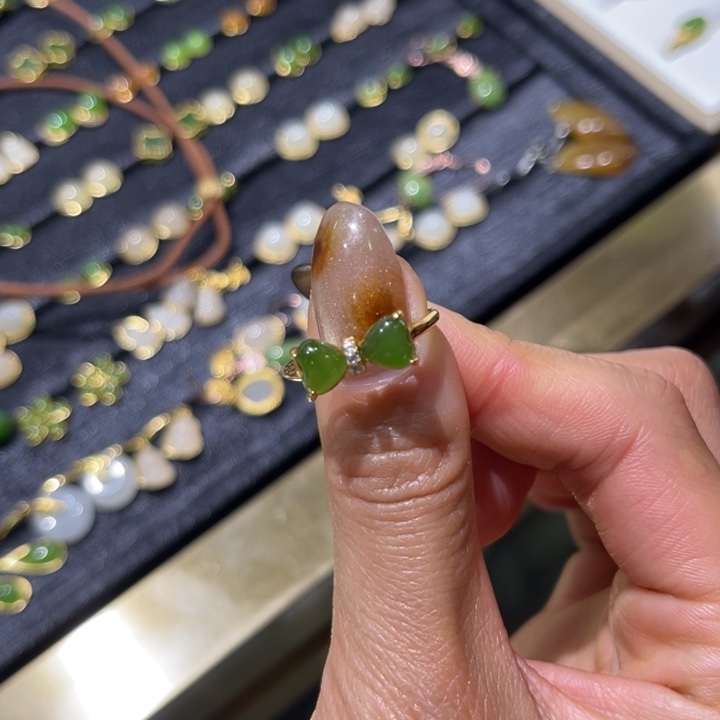 沫***沫和田玉银S925镶嵌戒指