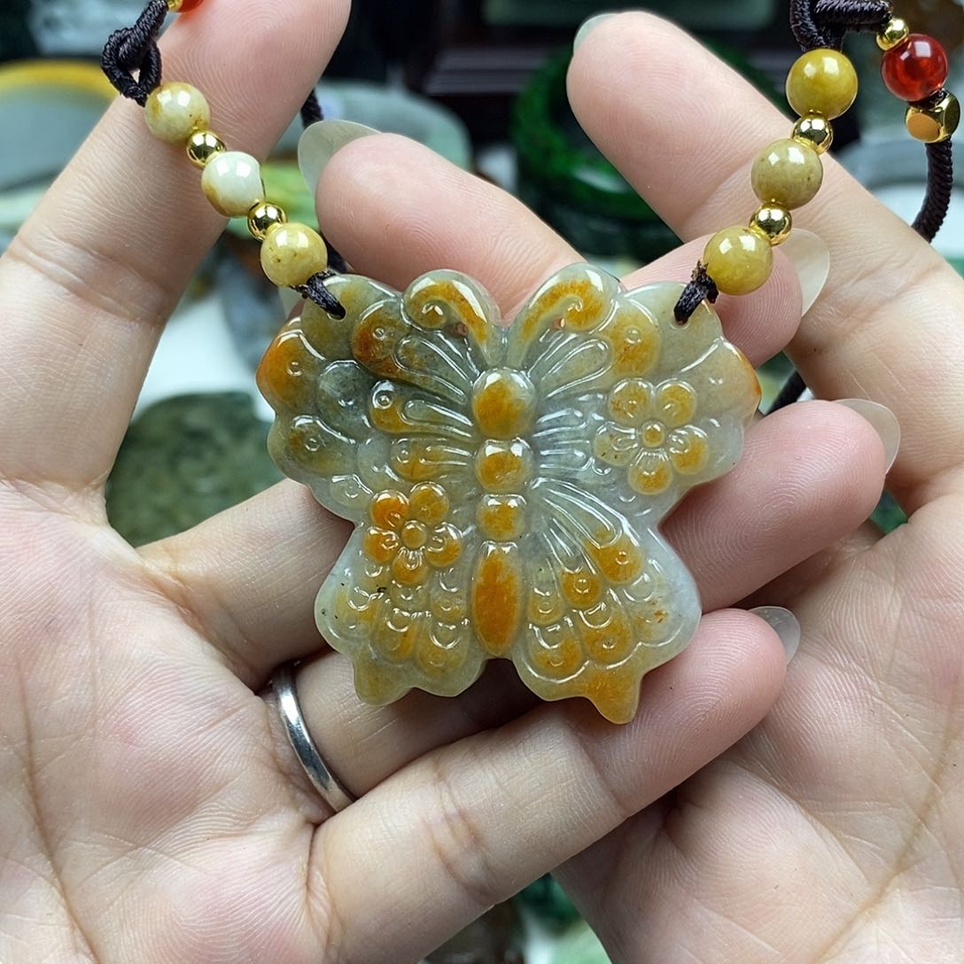 颈饰未镶嵌翡翠牌子