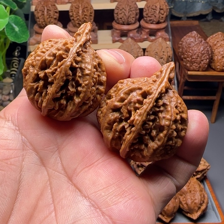 文玩核桃把件楸金刚8