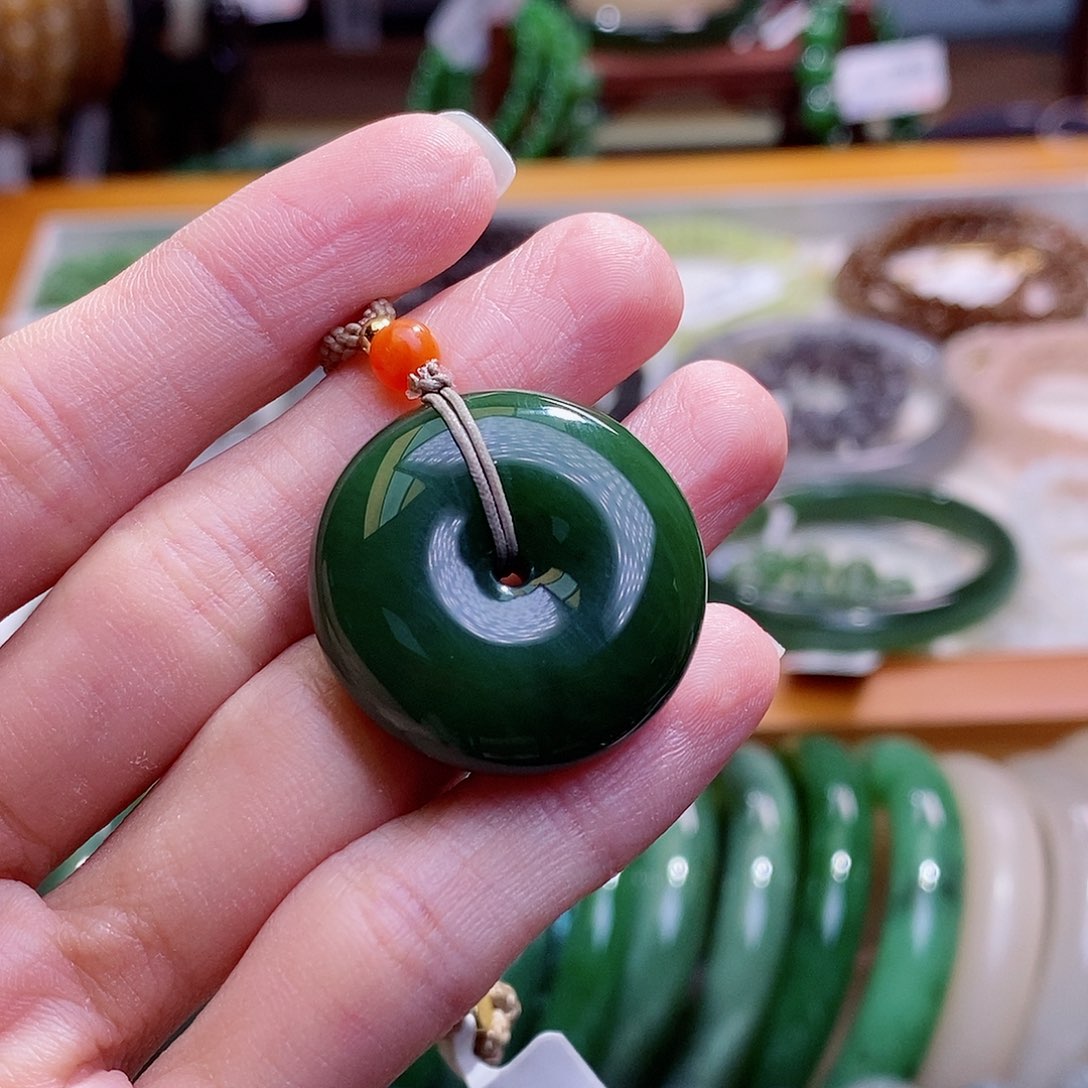 和田玉未镶嵌颈饰碧玉平安扣吊坠