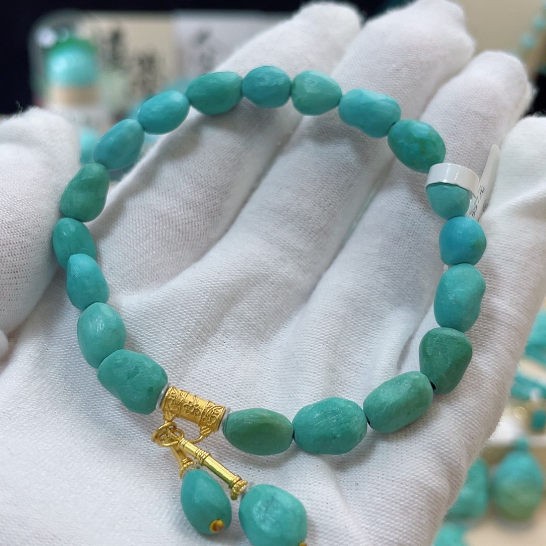 绿松石珠宝奇石未镶嵌苹*?