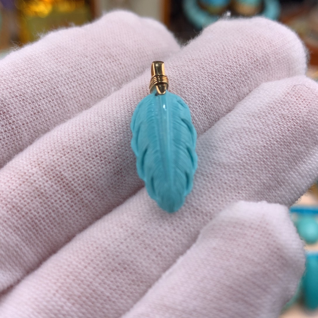 绿松石未镶嵌羽毛吊坠