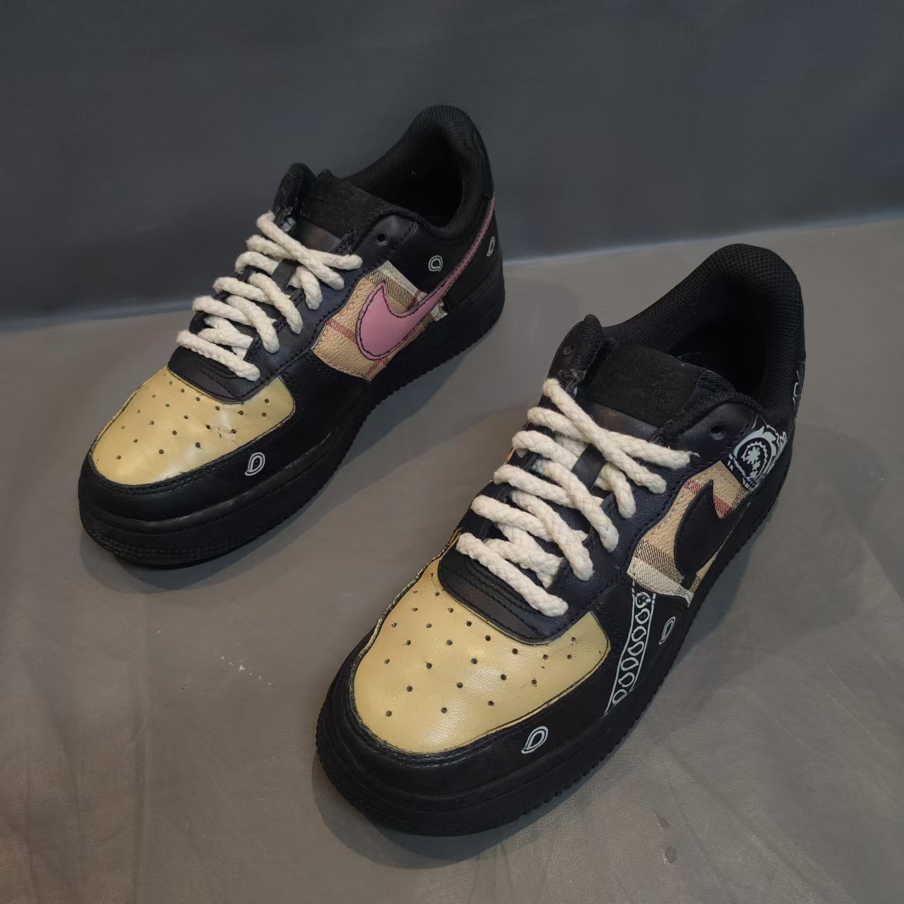 40码/90新/AF1 空军 黑武士 私人定制 腰果花/无原盒/板鞋/潮鞋