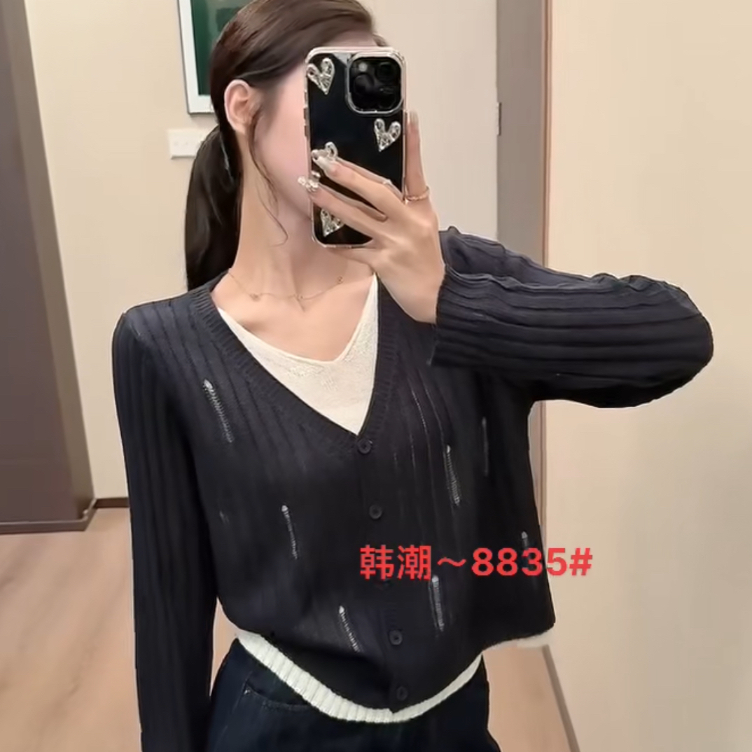 慧慧家新款V领巨显瘦针织衫