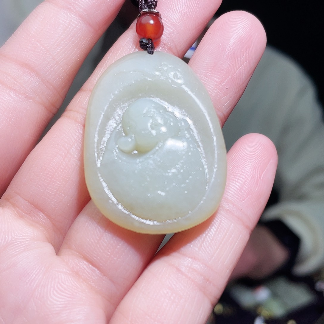 和田玉颈饰未镶嵌