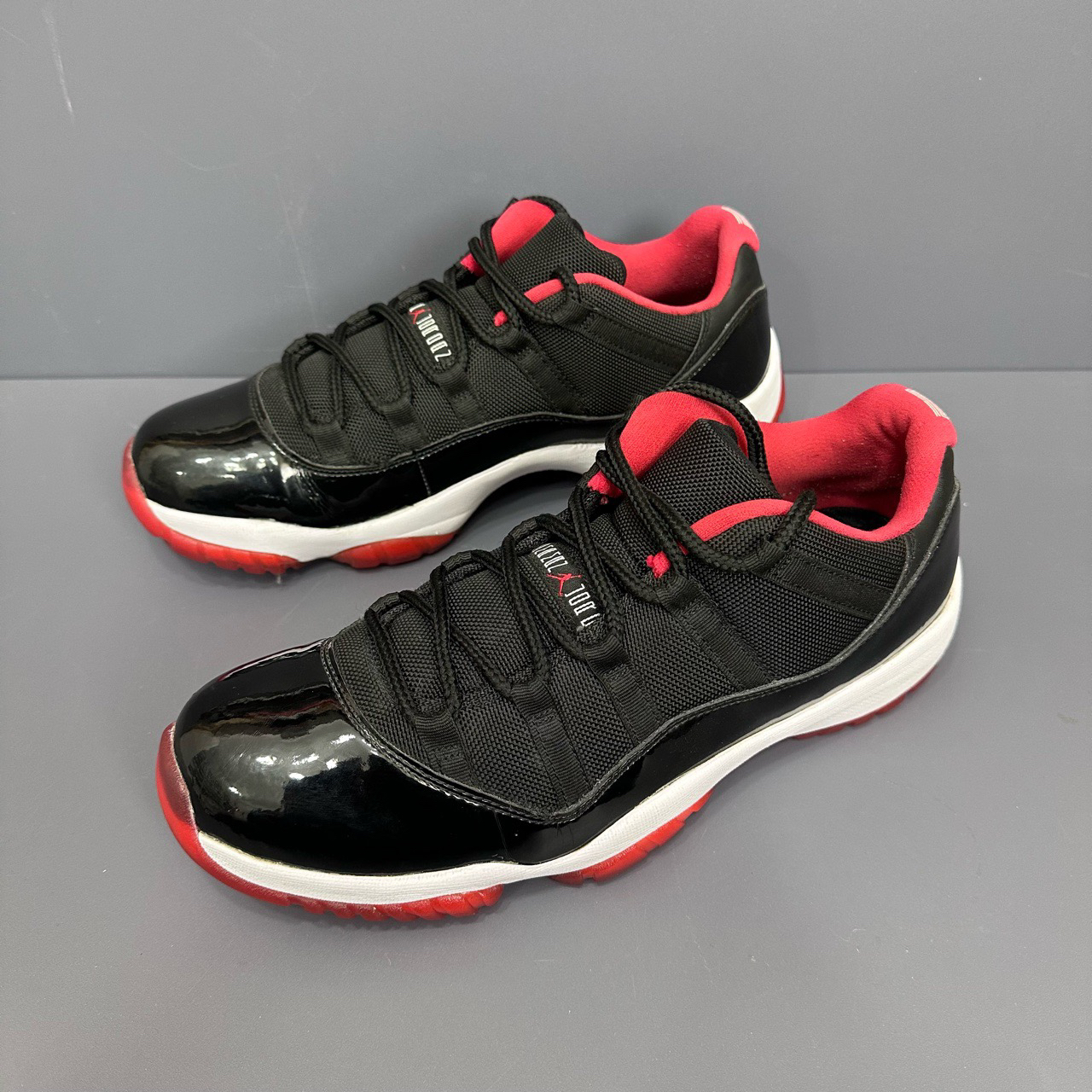 95新 NIKE/耐克 95新 44.5码 aj11黑红low原盒 休闲鞋  成色很新