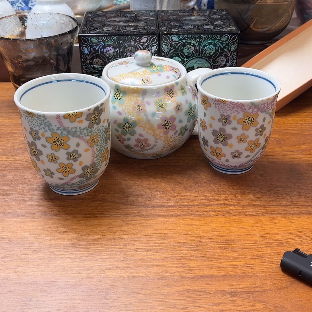 盖碗在家待一晚上了我不累