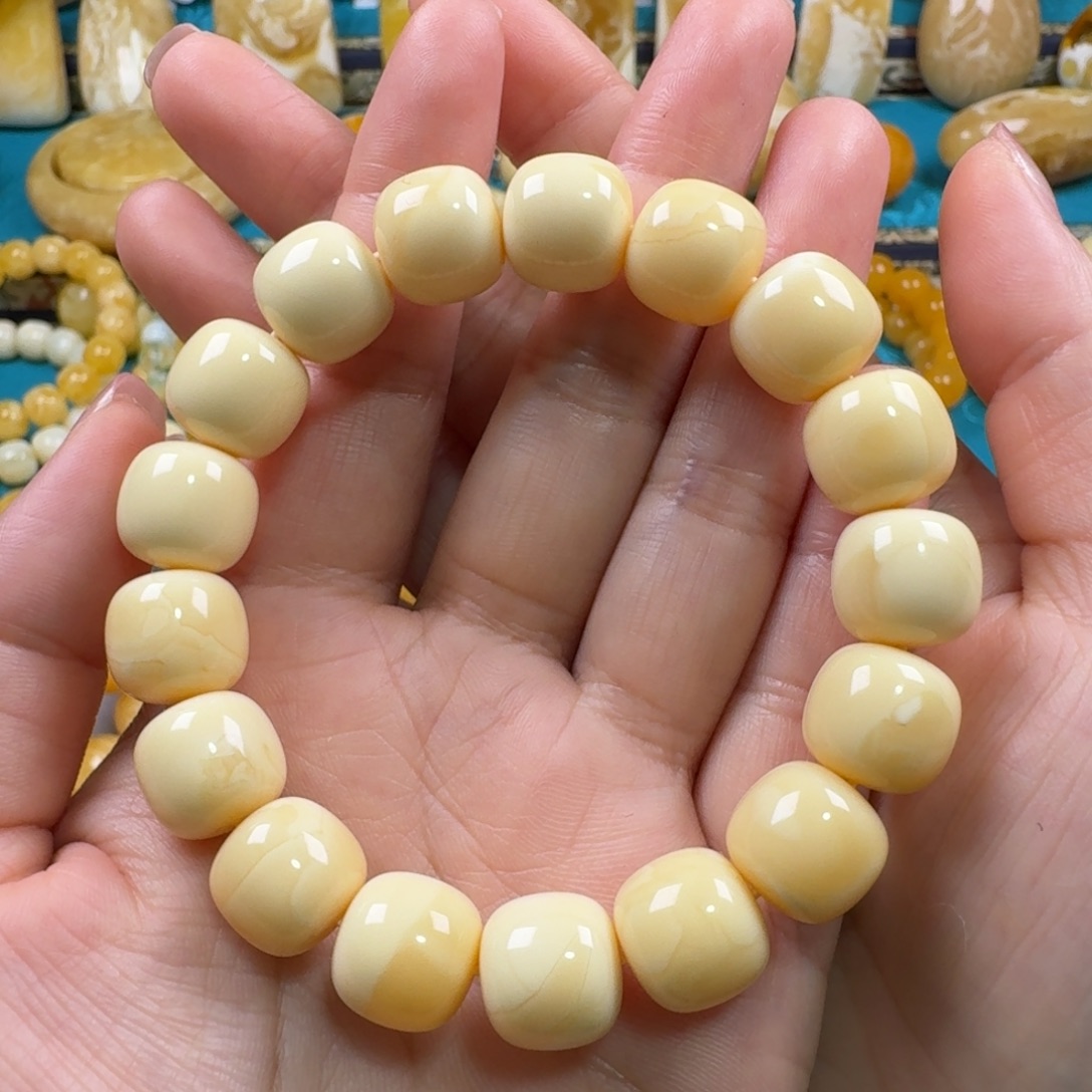 琥珀未镶嵌手链同料