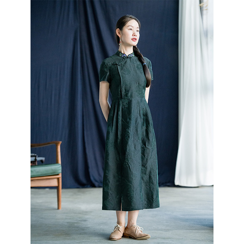 蘭襟【春云映绿】真丝透孔罗香云纱绣花连衣裙百褶裙复古新中式气质