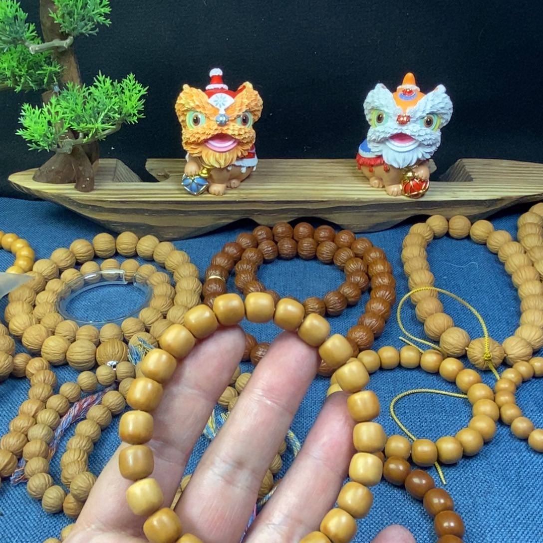 【闪购商品】猴头核桃手串比****瑞云天老型小馒头