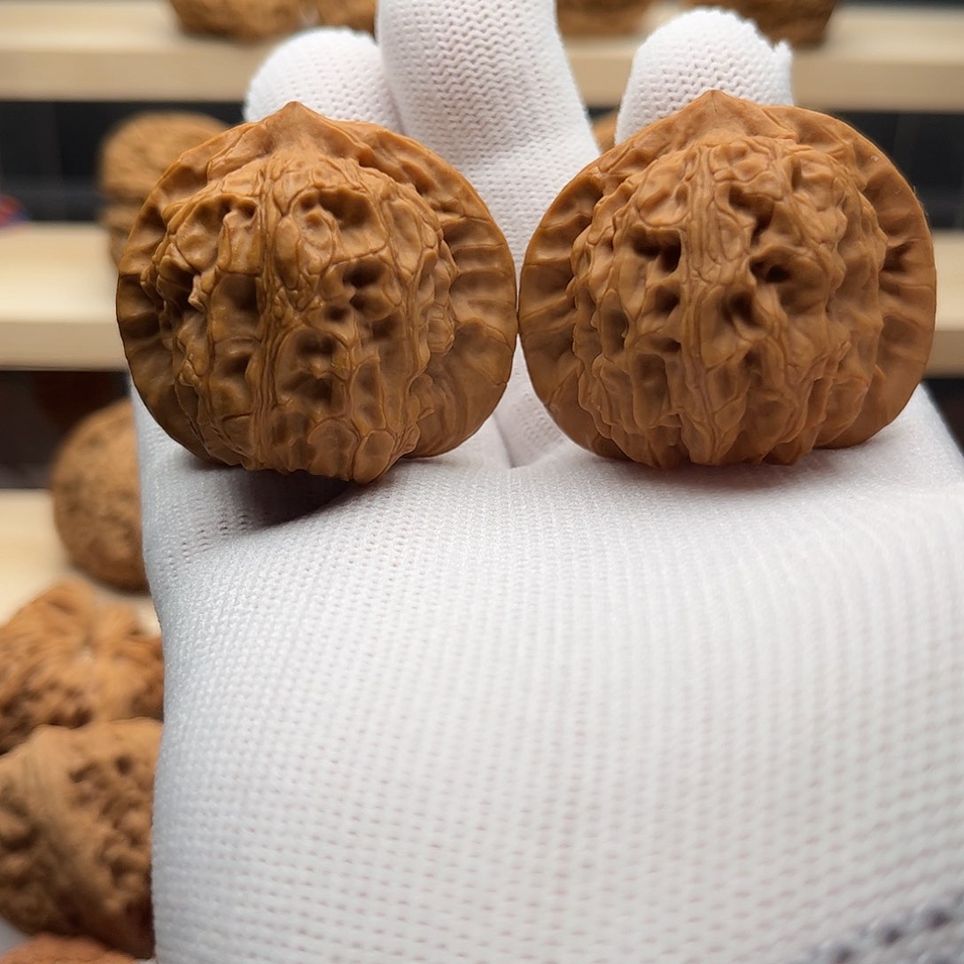 桃核吊坠40龙脉元宝，，