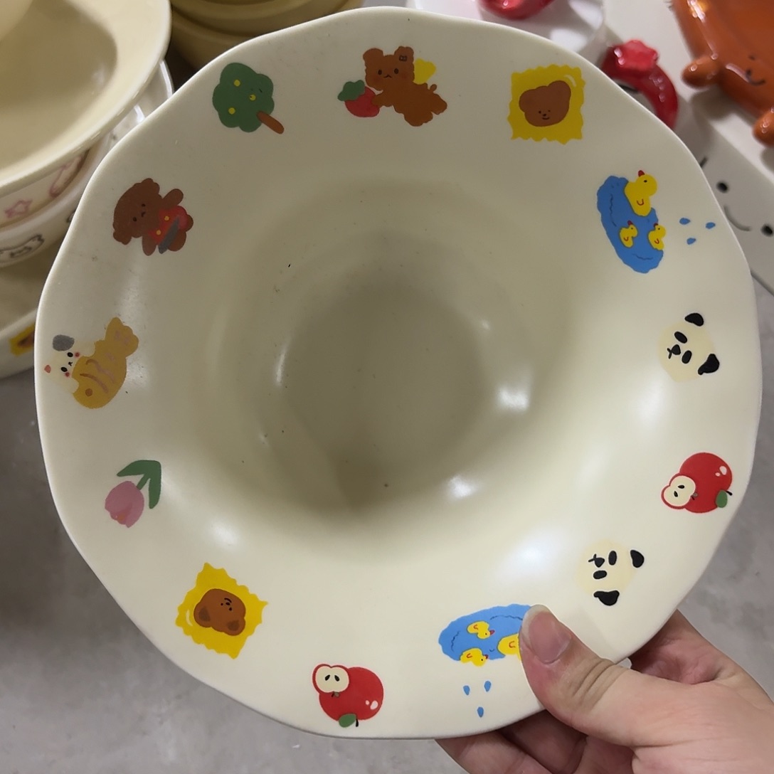 搪瓷微瑕一个斗笠汤碗