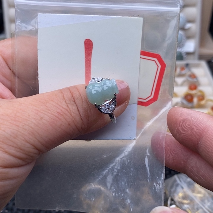 未镶嵌戒指翡翠缅甸