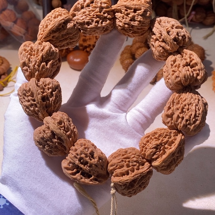 手串文玩核桃扶****…………