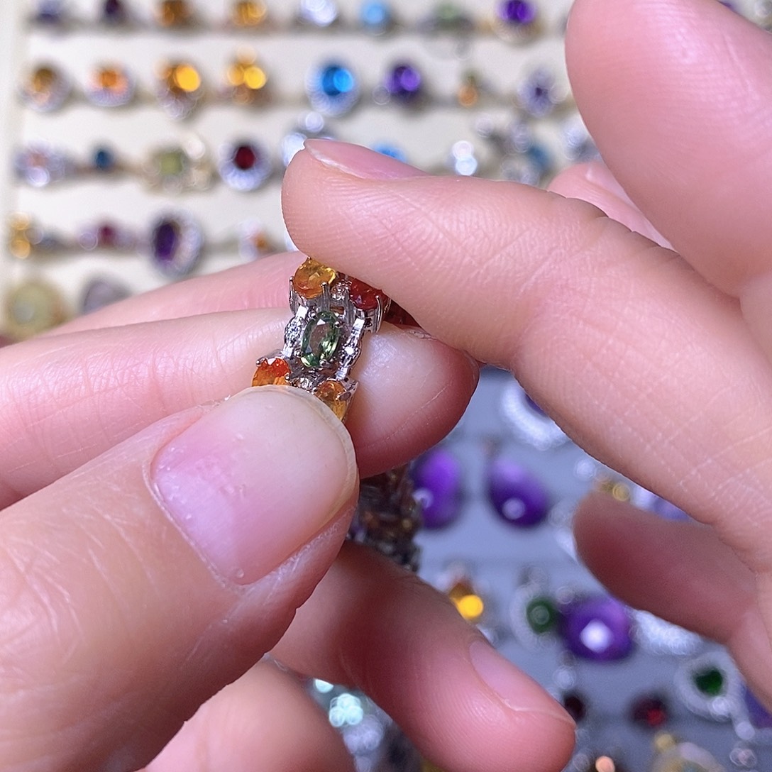 吗***保戒指蓝宝石银S925镶嵌