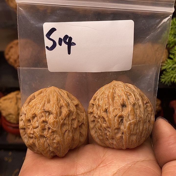 文玩核桃吊坠铁锤