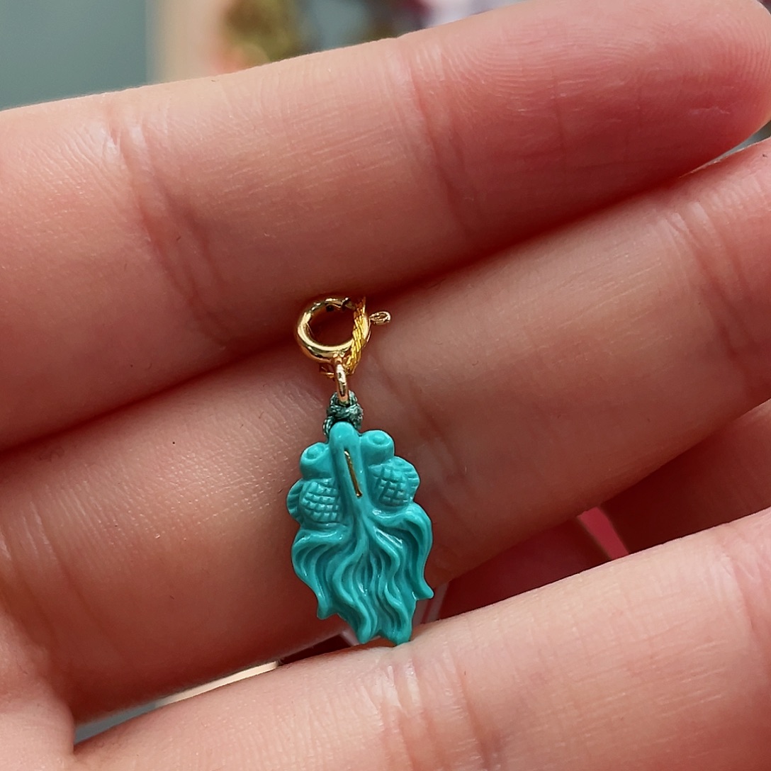 绿松石颈饰未镶嵌