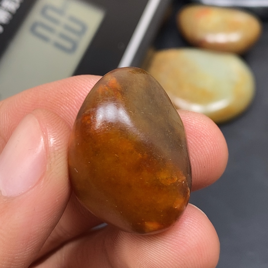 和田玉（糖玉）未镶嵌挂件