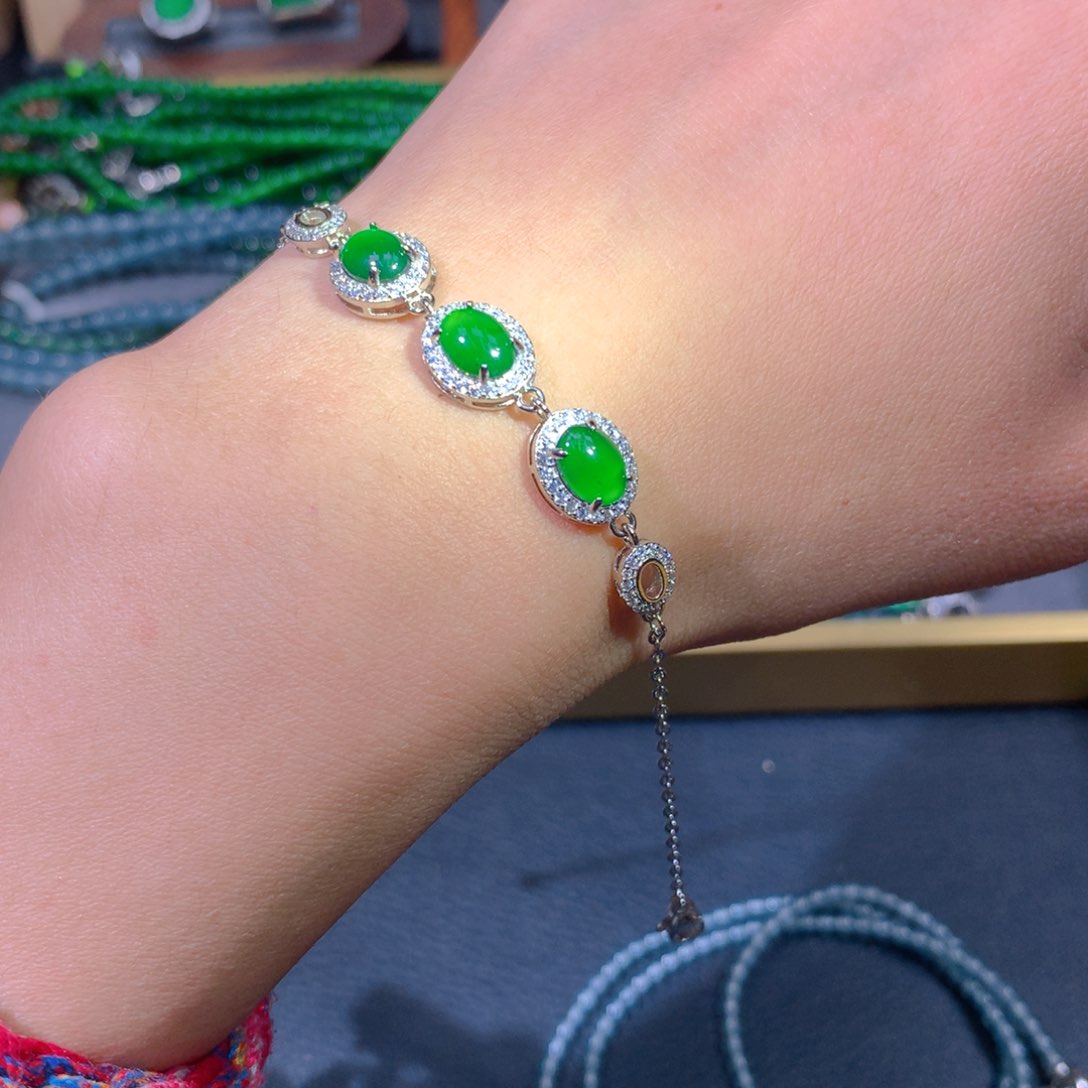 翡翠戒指未镶嵌天然翡翠