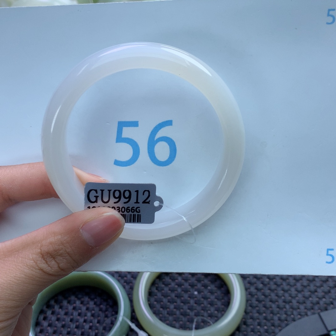 和田玉手镯未镶嵌L**~