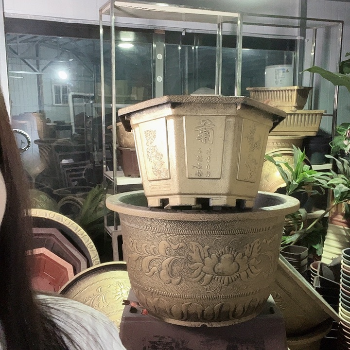 60八角花盆2个99元包邮