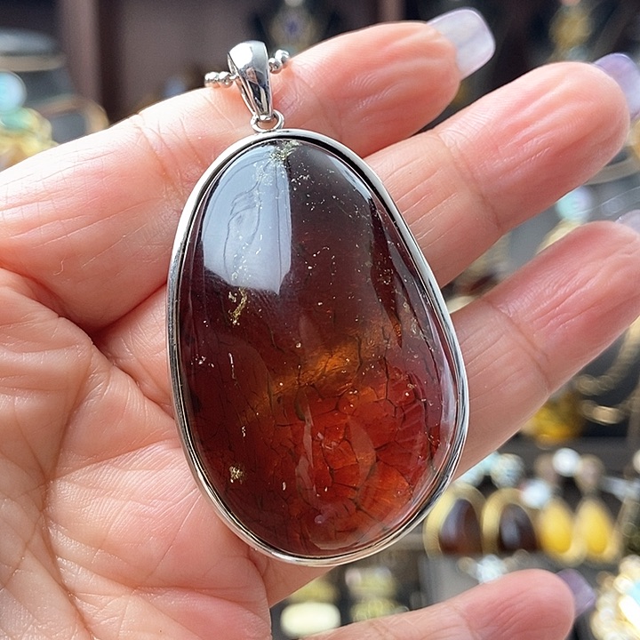 琥珀颈饰银S925镶嵌吊坠