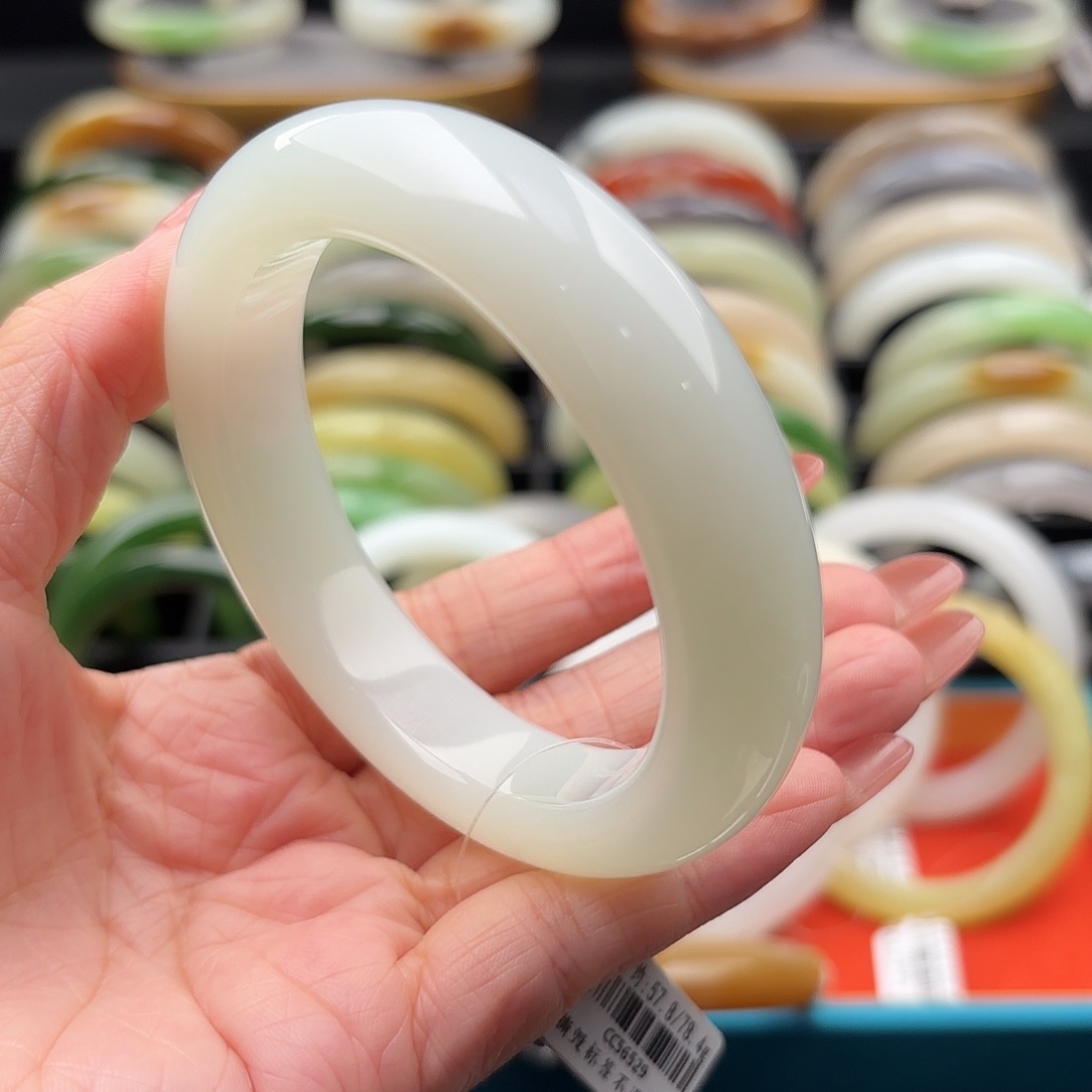 和田玉未镶嵌手镯新疆羊脂白玉57.8