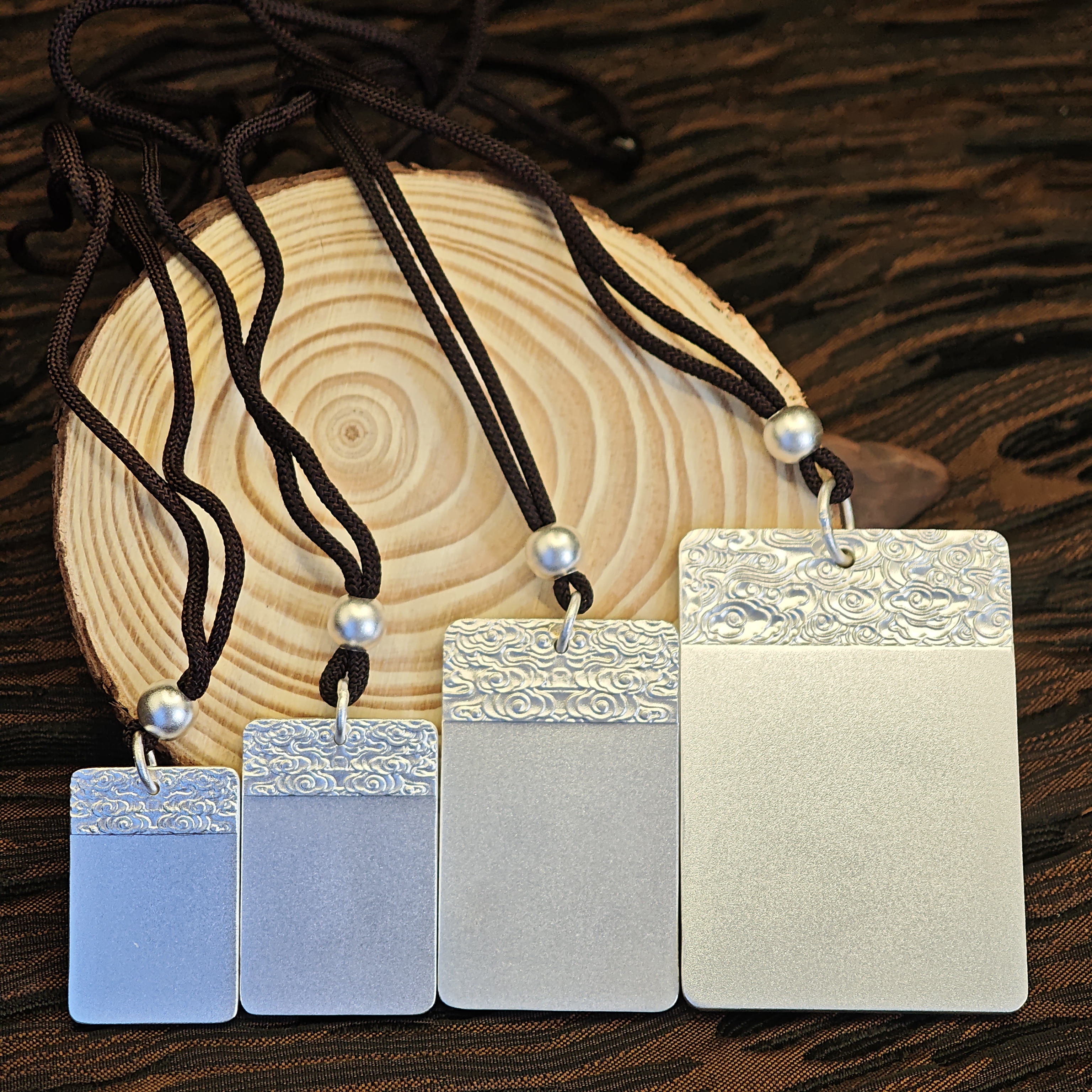 足银银制品 足银9999无事牌手工高贵时尚百搭纯银古法实心祥云