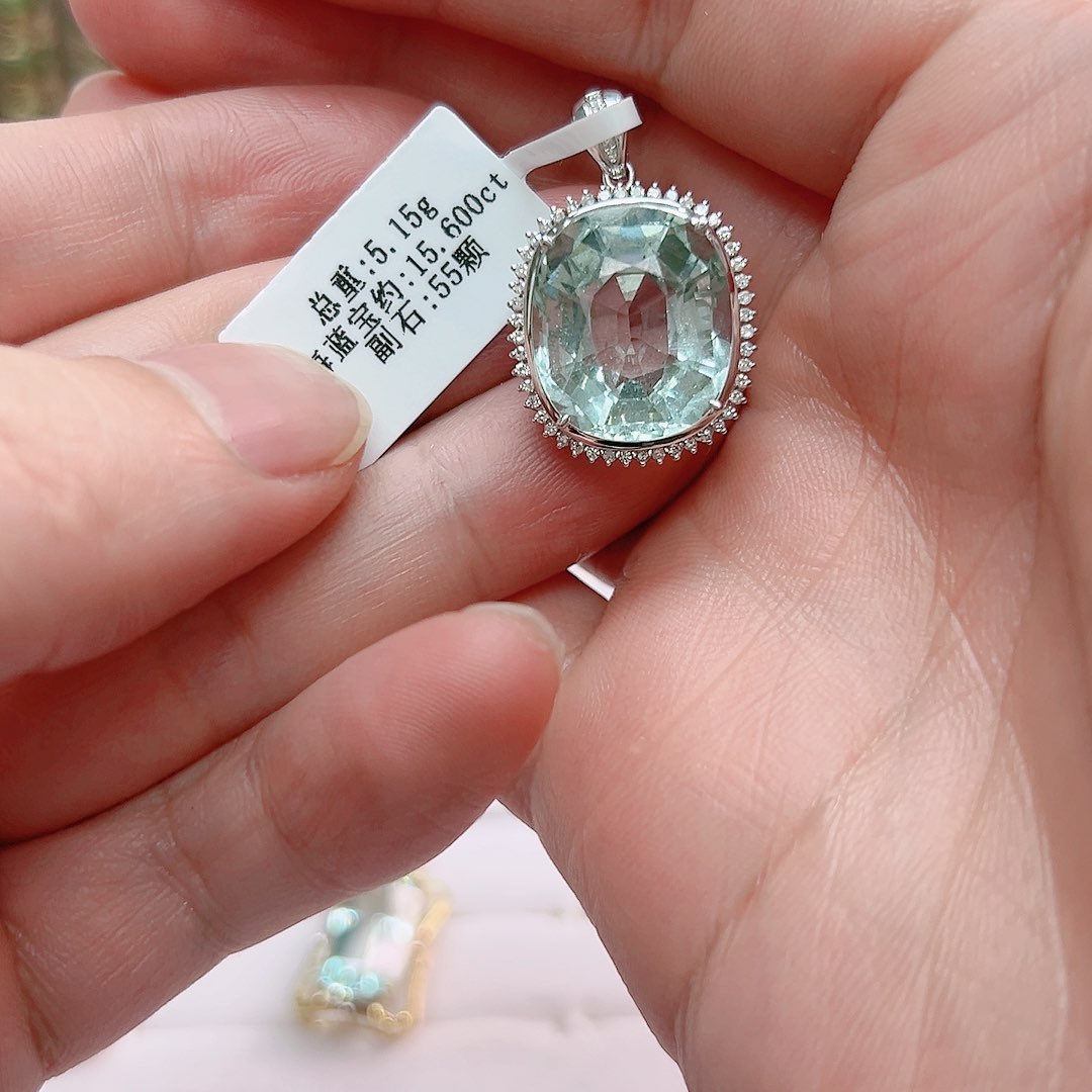 海蓝宝石颈饰18K金镶嵌