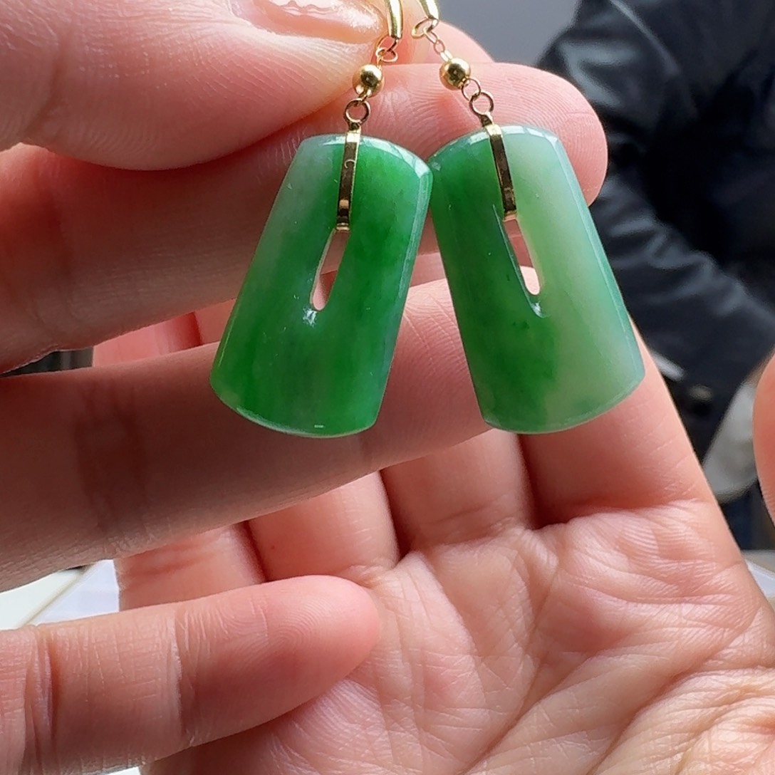 翡翠耳饰18K金镶嵌天然