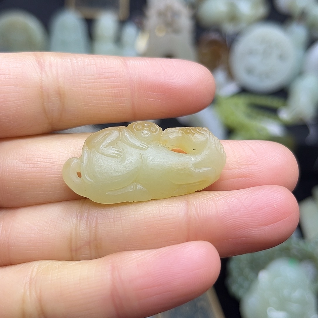 和田玉未镶嵌吊坠(不含链)