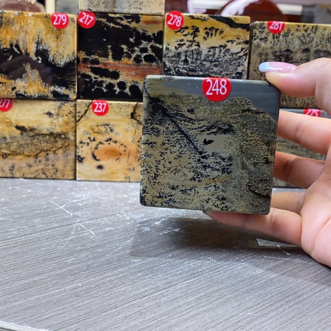 石材广西国画石草花石