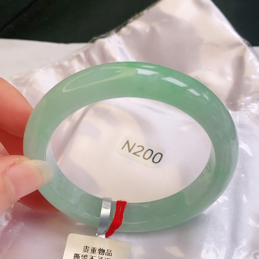 【闪购商品】翡翠手镯未镶嵌缅甸天然a货翡翠