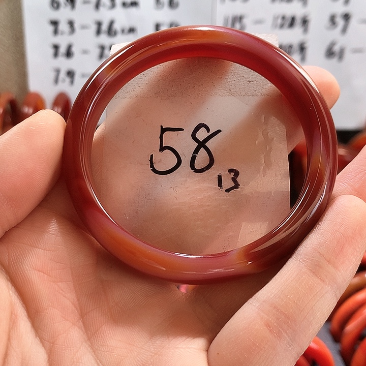 玛瑙/玉髓手镯未镶嵌