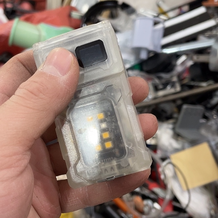 成***曦旧的有瑕疵需要的看好图片下单