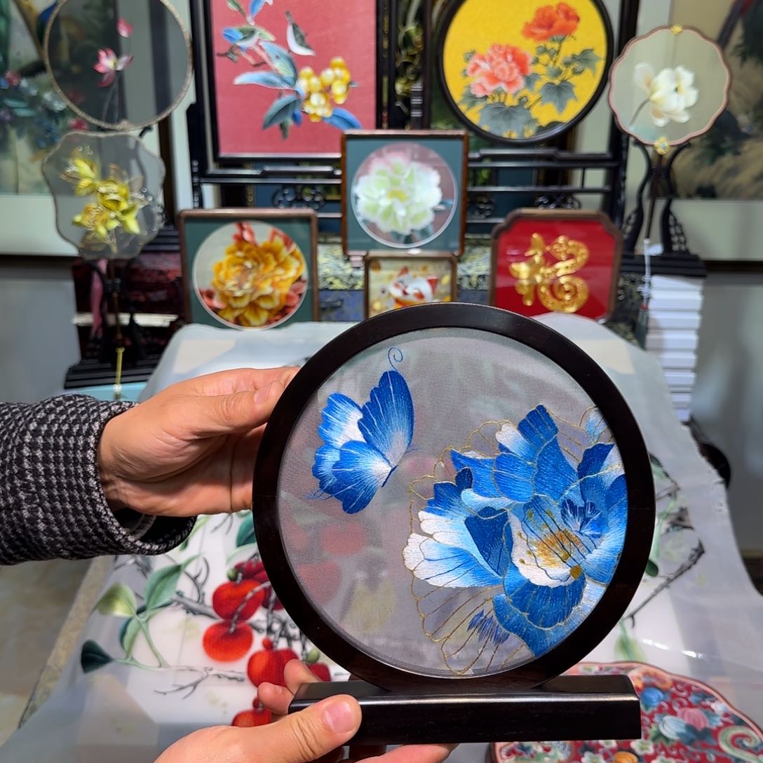 刺绣刺绣工艺精湛