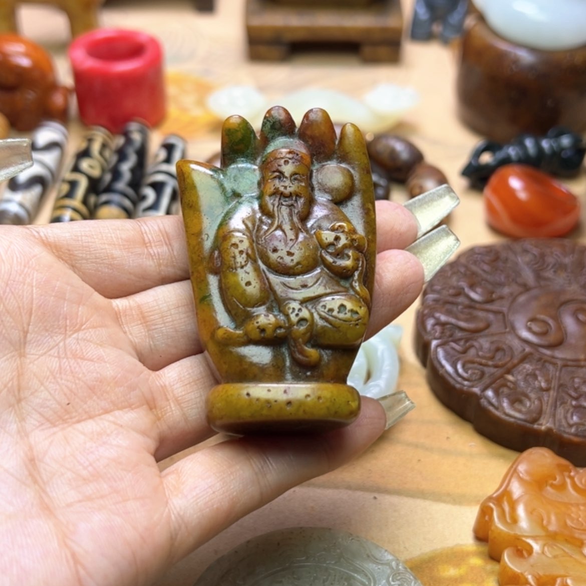 【闪购商品】蛇纹石玉颈饰未镶嵌