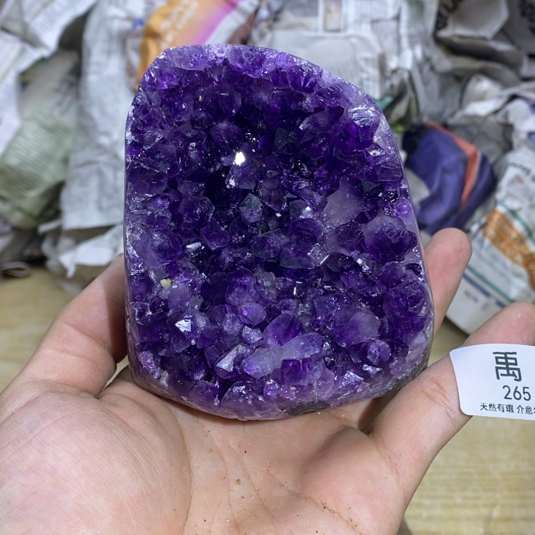未镶嵌水晶珠宝半成品
